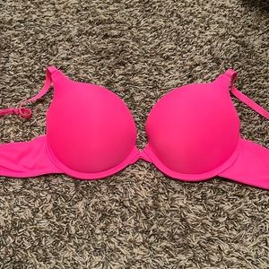 Victoria secret bombshell bra 34C